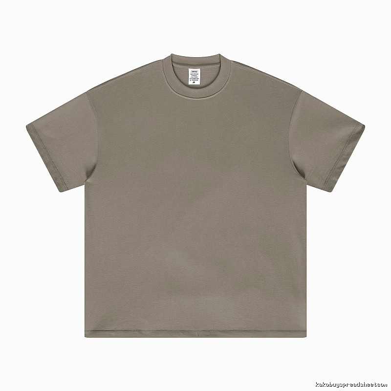 Streetwear Plain white T-shirt Minimal White Short with Logo Accent