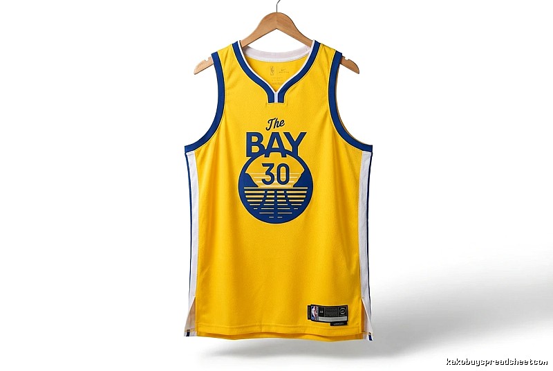 The Bay series yellow and blue jersey of Curry.