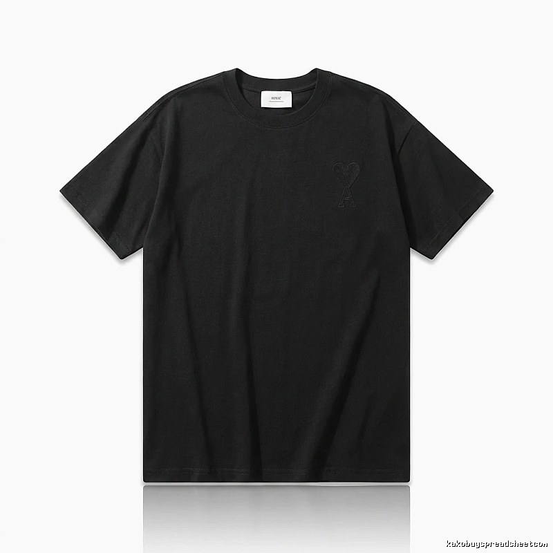 AMI simple style black T-shirt