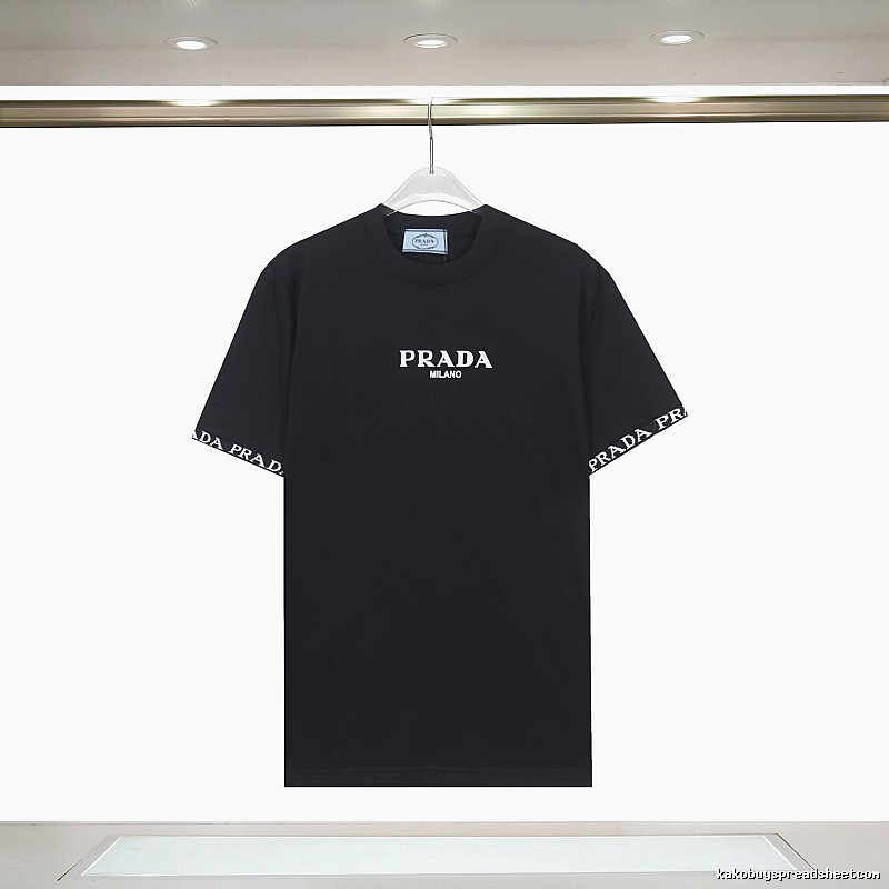 Amiri Resort Logo T-shirt Black Small AM for Travel Looks