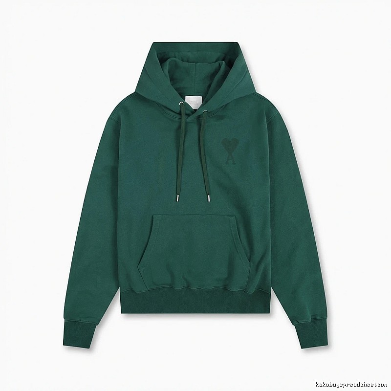 AMI's simple and loving style hoodie.