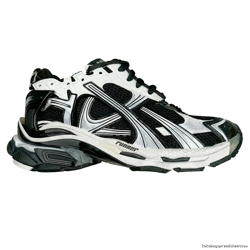 Balenciaga retro black and white sports shoes
