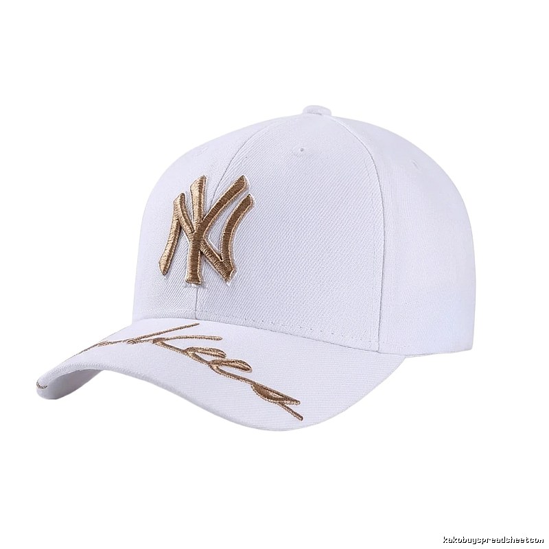 Classic-style white baseball cap of MLB