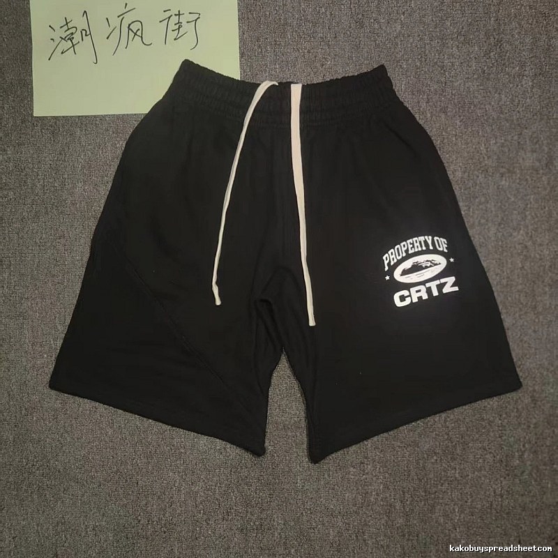 Corteiz trendy and cool black shorts