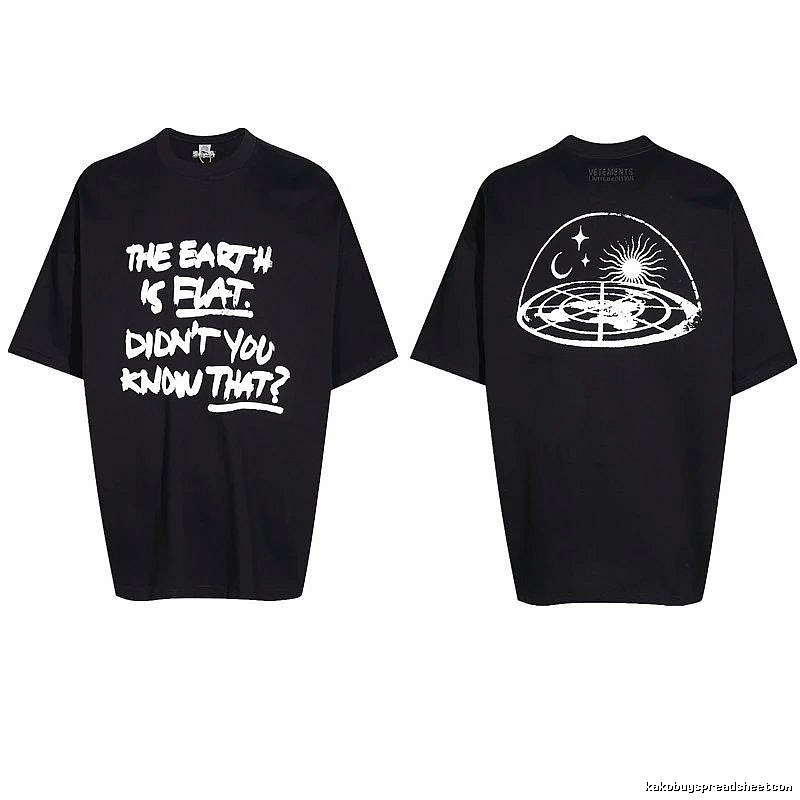 Daily Statement graphic T-shirt Black Colorful Lucky with Visual Detail