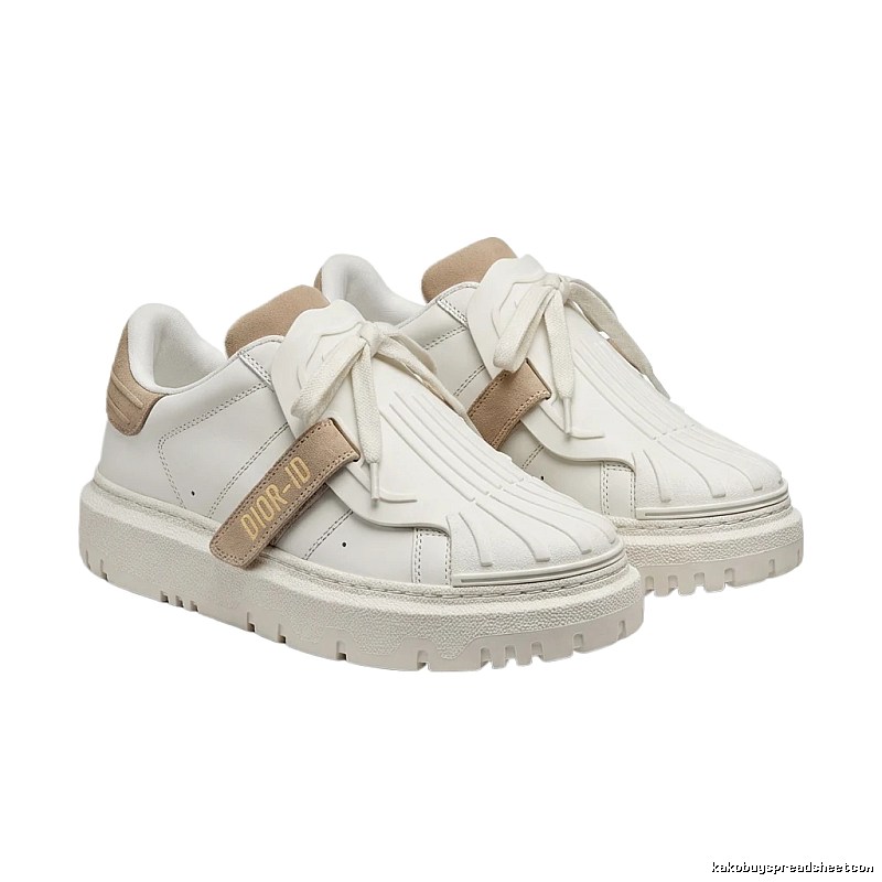 Dior's trendy and cool white sneakers.