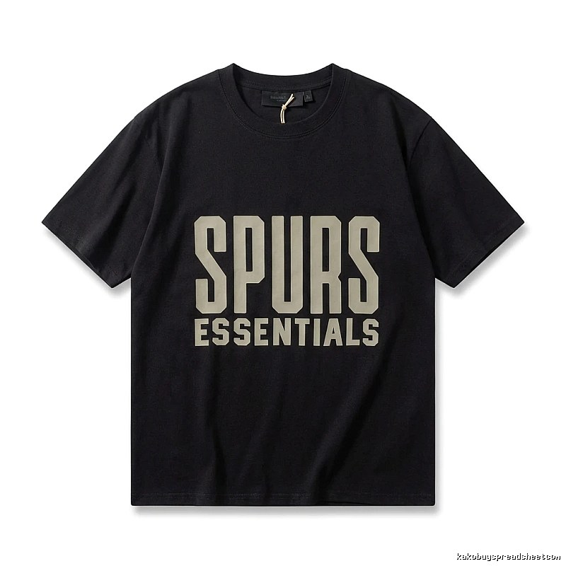 ESSENTIALS minimalist style black T-shirt