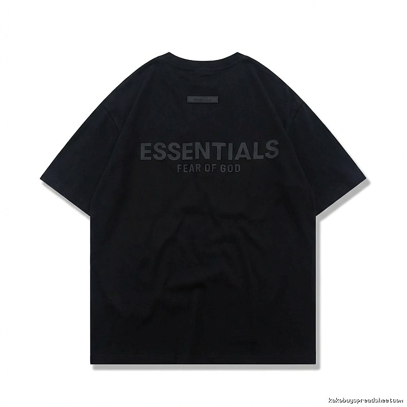 ESSENTIALS minimalist style black T-shirt