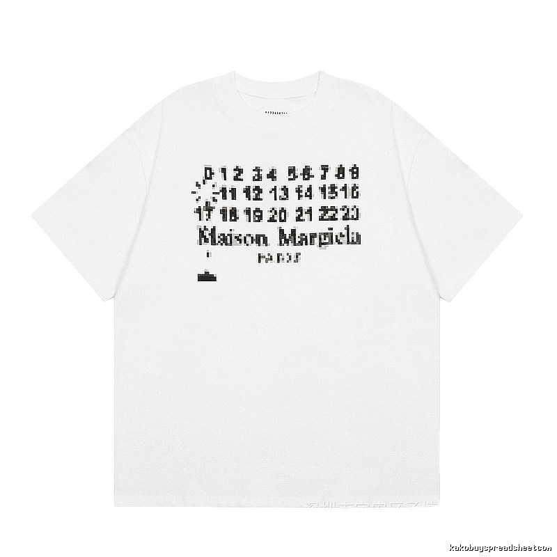 Maison Margiela Pixel Streetwear White Short-sleeve T-shirt
