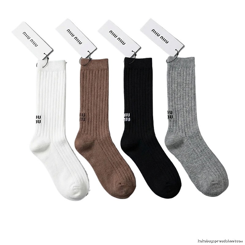 MiuMiu Solid Color Trendy Socks (White/Brown/Black/Gray)
