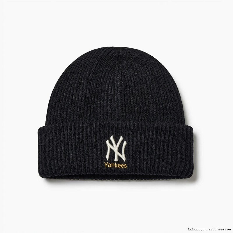 MLB New York Yankees Simple Black Knitted Hat