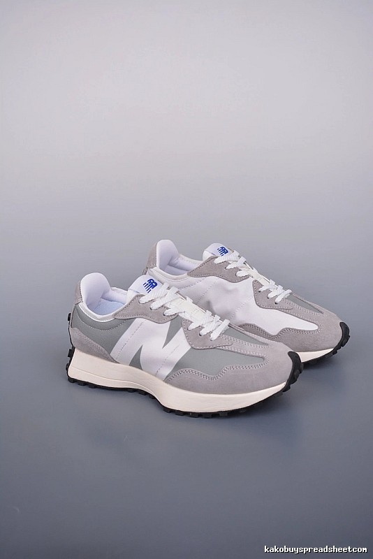 New Balance Retro Runners in Pale Lilac, Finished with Retro Runner Shape