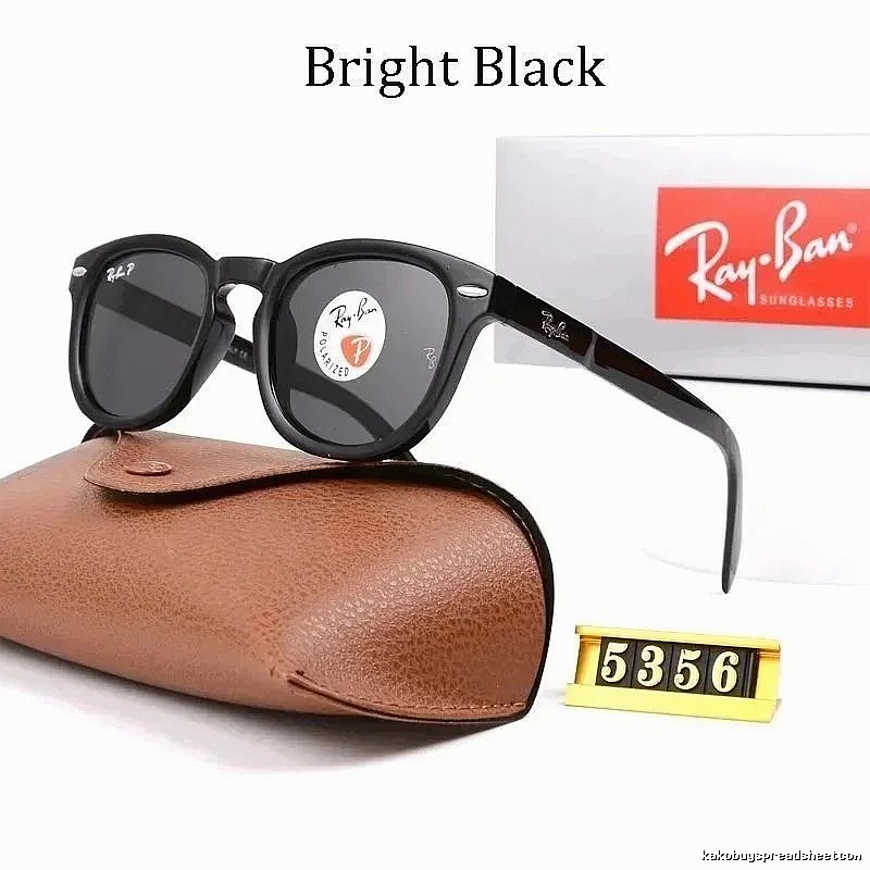 Ray-Ban Gift Ready Wayfarer sunglasses Black Square Frame with Standout Detail