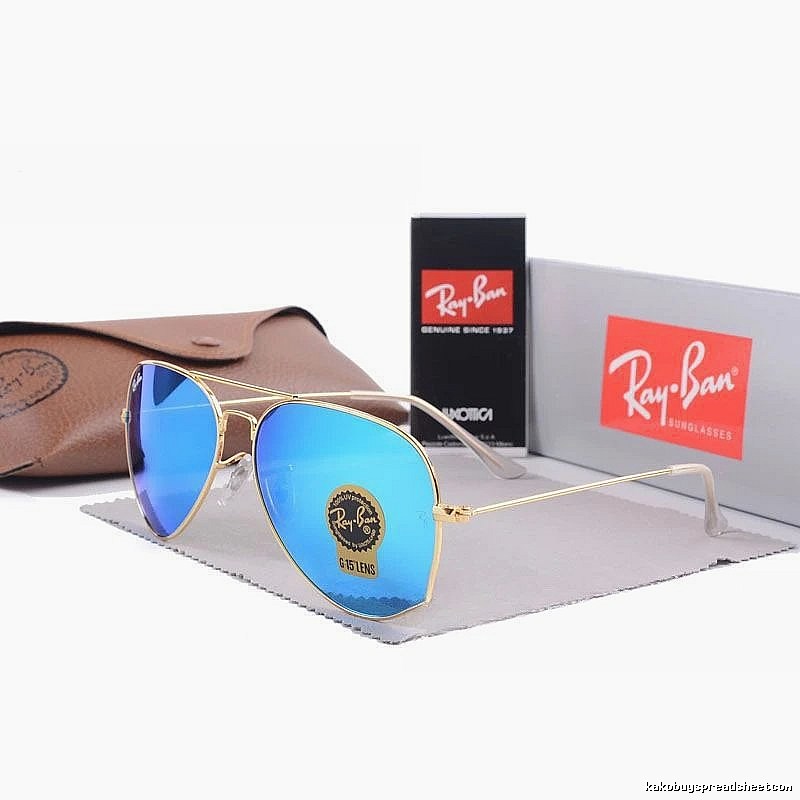 Ray-Ban Logo Detail Aviator sunglasses Gold Tone Sunglasses with Relaxed Feel