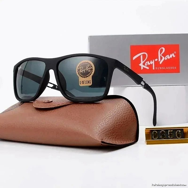 Ray-Ban Travel Wayfarer sunglasses Black Square Frame with Modern Look