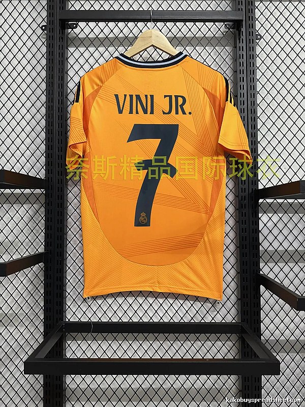 Real Madrid Logo Detail Home soccer jersey White Real Madrid with Relaxed Feel Select Edition
