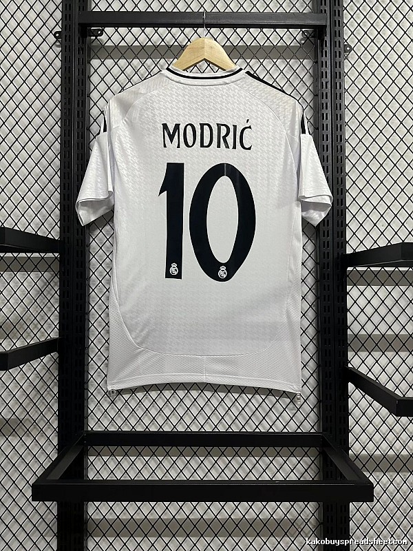Real Madrid Resort Home soccer jersey White Real Madrid for Travel Looks Select Edition