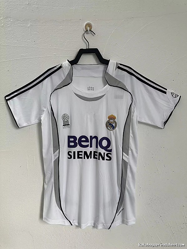 Real Madrid Streetwear Retro Teka soccer jersey White Retro Football with Logo Accent