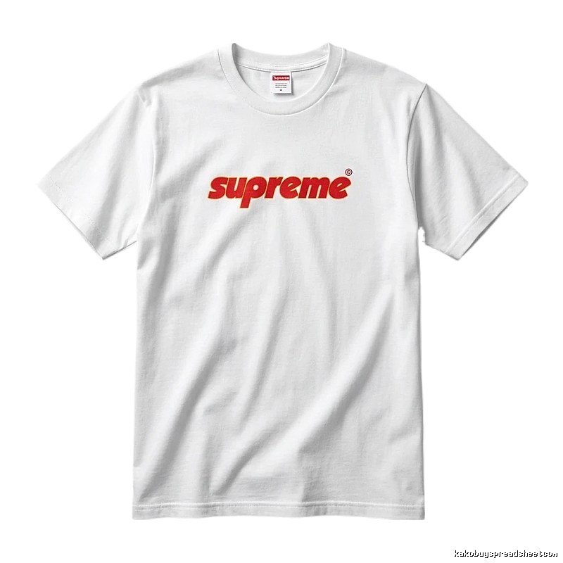 Supreme basic simple white T-shirt.