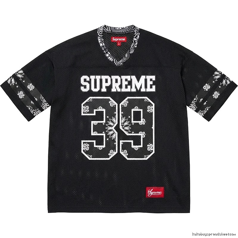 Supreme - printed sporty black T - shirt