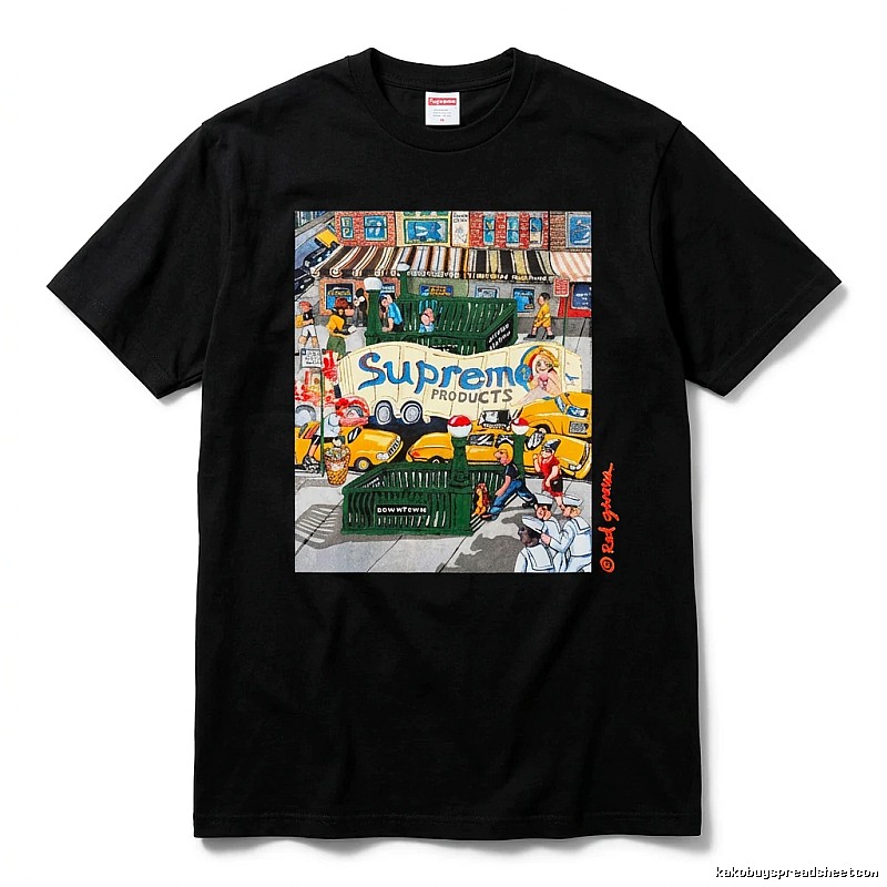Supreme street-style black T-shirt