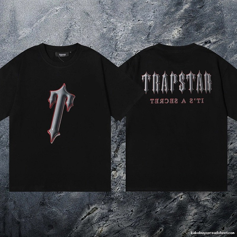 Trapstar Classic Keys graphic T-shirt Black White Key with Travel-Friendly Style