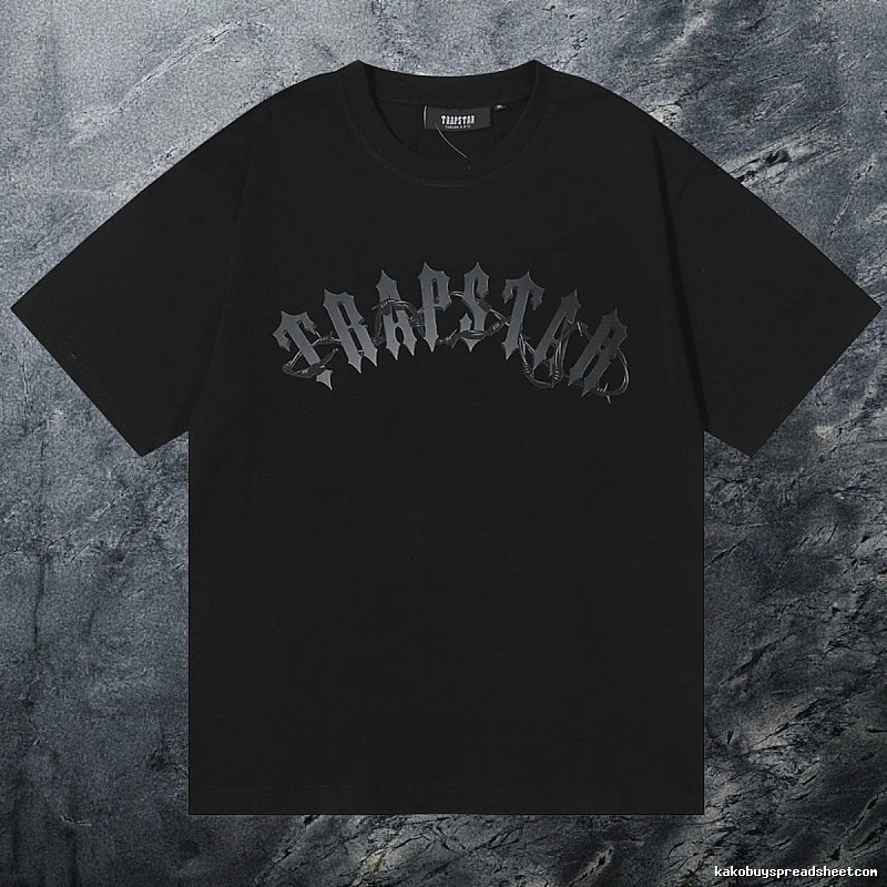 Trapstar Daily Keys graphic T-shirt Black White Key for City Outfits