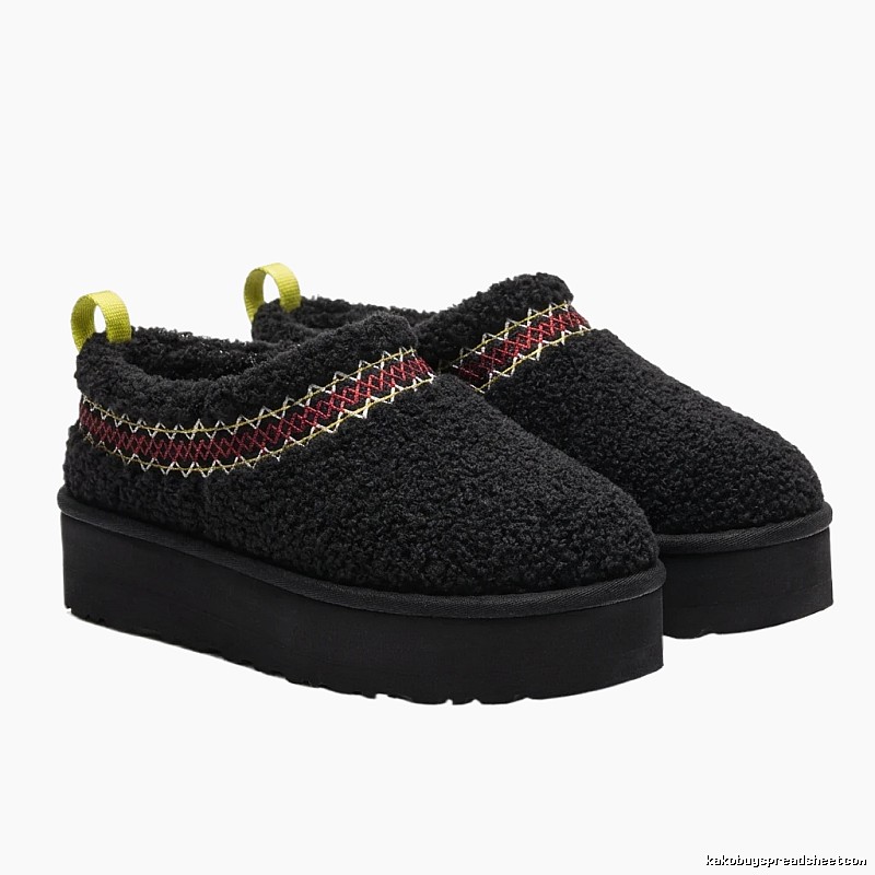 UGG retro-style black thick-soled shoes