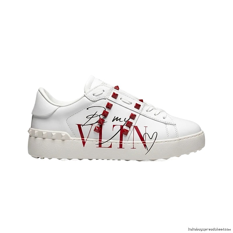 Valentino rivet trendy white shoes